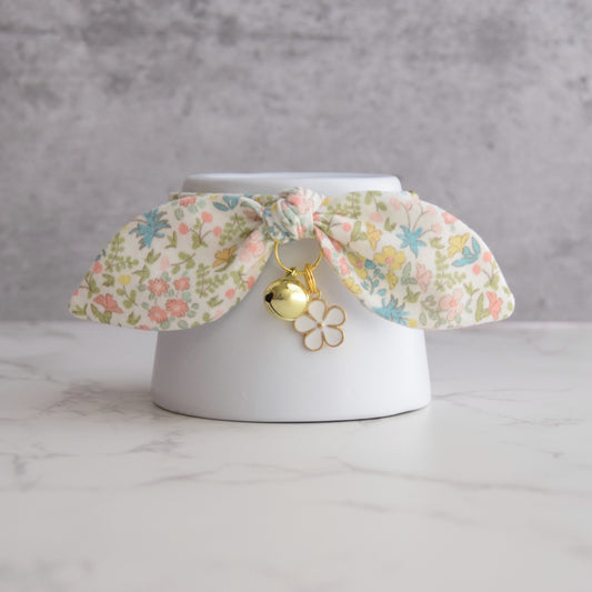 White Floral Cat Collar with Charm