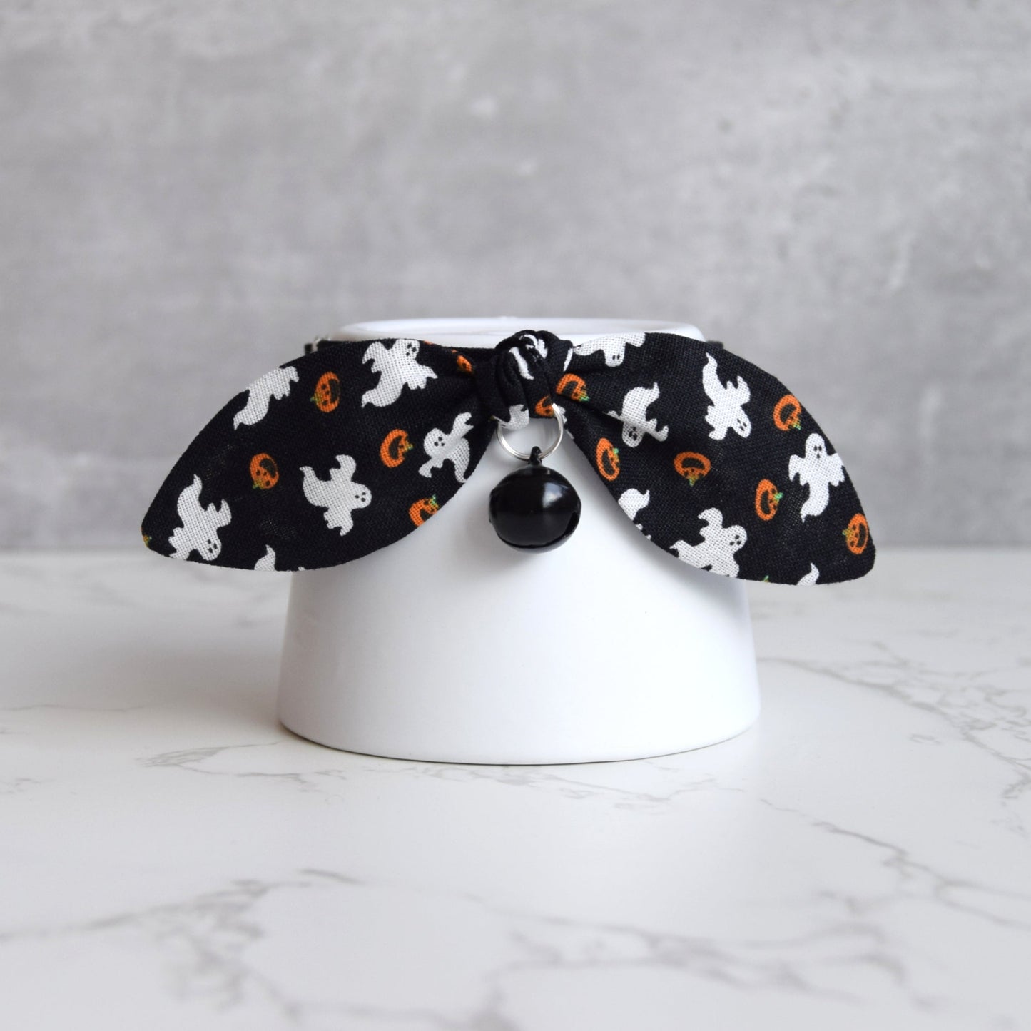 Spooky Ghost Bow Cat Collar