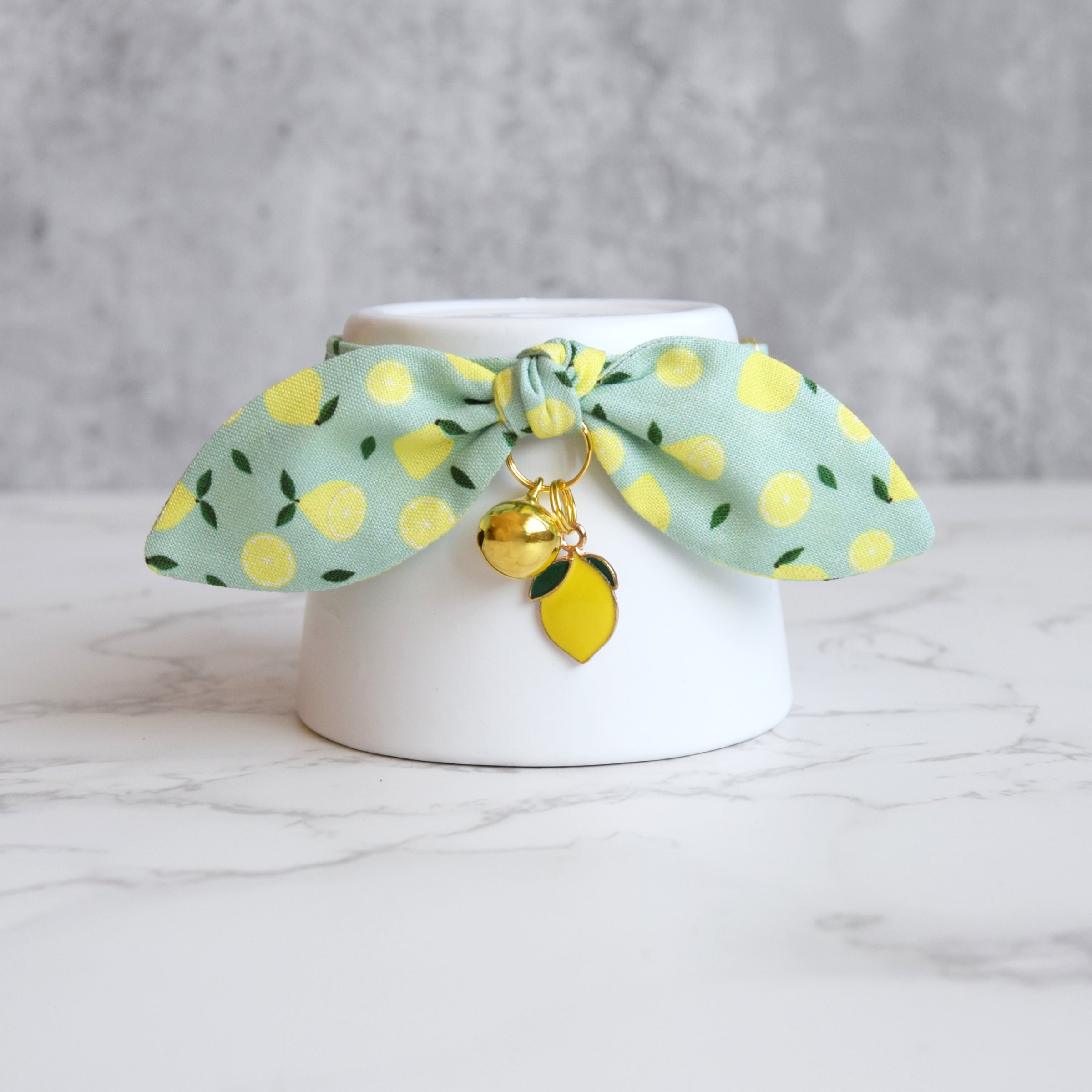 Lemon hot sale cat collar